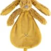 Happy Horse Konijn Richie Knuffeldoekje - Okergeel - Baby Cadeau 2 Happy Horse Konijn Richie Knuffeldoekje - Okergeel - Baby Cadeau -Happy Horse Winkel 1076x1200