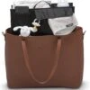 Snoozzz Luiertas Luxe Verzorgingstas – Inclusief Uitneembare Tas Organizer Met Thermovak, Stroller Hooks En Verschoningsmatje - Cognac -Happy Horse Winkel 1085x1200 1
