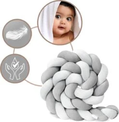 Bedbumper - Bedomrander - Bedbumper Ledikant - Bedbumper Gevlochten - Boxomrander - Babykamer Accessoires - 3 Meter - Katoen - Grijs/wit -Happy Horse Winkel 1173x1200 2