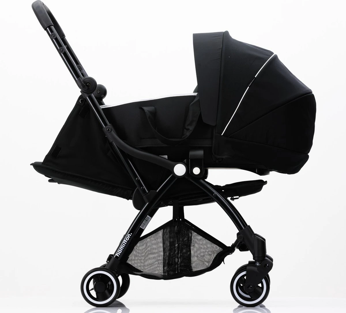 Hamilton By Yoop X1 Plus Kinderwagen - Buggy Met Monteerbare Wieg - Premium Stroller Met One Hand Folding Technologie - Nieuw, Hoger, Uitgebreider 2023 Model - Zwart - Licht, Verstelbaar, Wendbaar En Geschikt Van 0 Maanden Tot 4 Jaar 14 Hamilton By Yoop X1 Plus Kinderwagen - Buggy Met Monteerbare Wieg - Premium Stroller Met One Hand Folding Technologie - Nieuw, Hoger, Uitgebreider 2023 Model - Zwart - Licht, Verstelbaar, Wendbaar En Geschikt Van 0 Maanden Tot 4 Jaar - Afbeelding 12