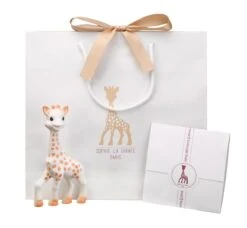 Sophie De Giraf Sophiesticated - Cadeauset - Small - Set 1 -Happy Horse Winkel 1200x1108 6