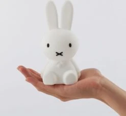 Mr. Maria Mr Maria - Nijntje Bundle Of Light - 15 Cm - LED Lamp - Wit -Happy Horse Winkel 1200x1111 2