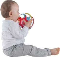 Sophie De Giraf - Speelbal - Twistin Ball 9 Sophie De Giraf - Speelbal - Twistin Ball -Happy Horse Winkel 1200x1134 1