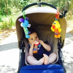 Playgro Tinkle Trio -Happy Horse Winkel 1200x1200 1323