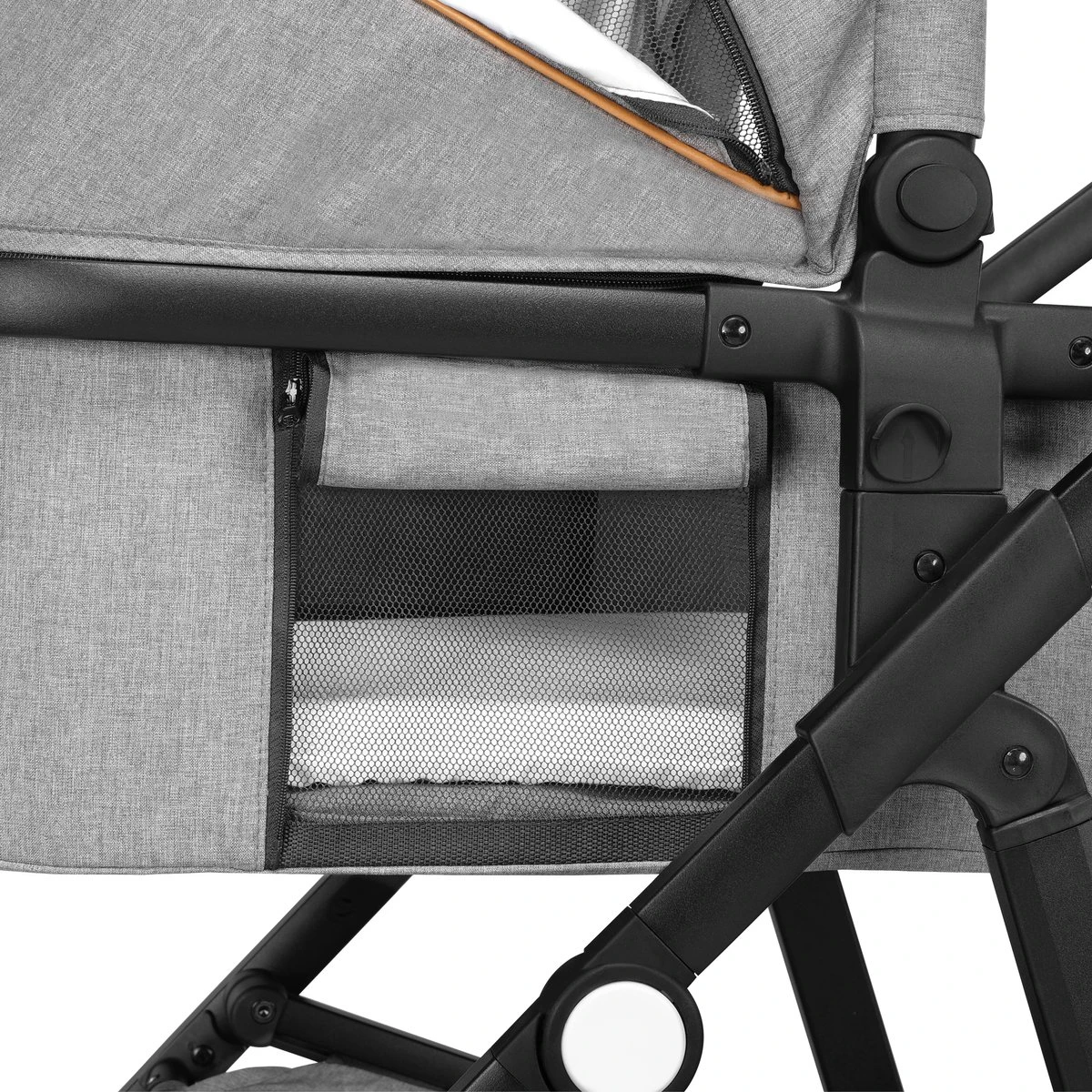 Lionelo Amber 3in1 - Kinderwagen - XXL SET - Incl. Autostoel - 0-22kg 8 Lionelo Amber 3in1 - Kinderwagen - XXL SET - Incl. Autostoel - 0-22kg - Afbeelding 6