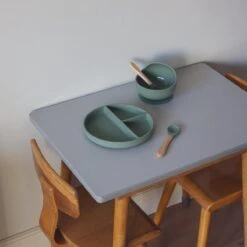 Kids Cultures | Kinderservies | Kinderbord En Kom Met Zuignap | Baby Servies | Groen -Happy Horse Winkel 1200x1200 1553