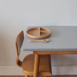Kids Cultures | Baby Bord Met Zuignap Incl. Lepel | Kinderbord | Baby Bord | Kinderservies | Beige -Happy Horse Winkel 1200x1200 1568