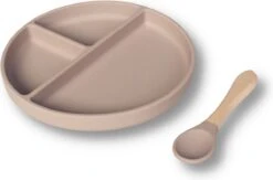 Kids Cultures | Baby Bord Met Zuignap Incl. Lepel | Kinderbord | Baby Bord | Kinderservies | Duo Beige + Taupe -Happy Horse Winkel 1200x791 1