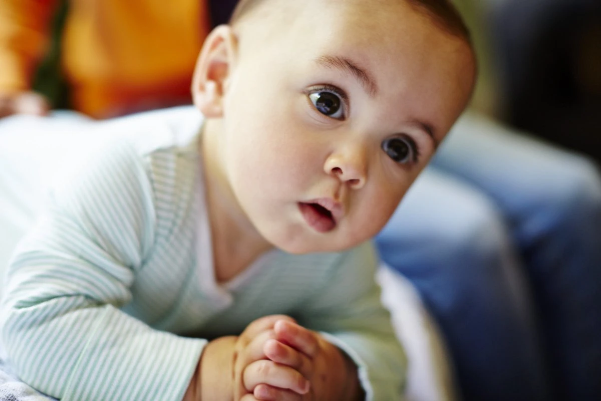 Philips Avent SCF036/37 Natural Babyfles - 6m+ - Langzame Toevoer - 3 Stuks 8 Philips Avent SCF036/37 Natural Babyfles - 6m+ - Langzame Toevoer - 3 Stuks - Afbeelding 6