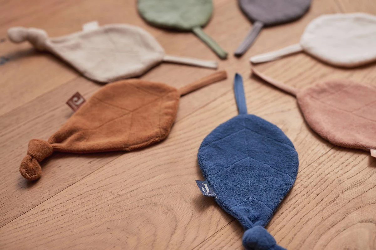 Jollein Speendoekje Badstof Leaf - Jeans Blue 5 Jollein Speendoekje Badstof Leaf - Jeans Blue - Afbeelding 3