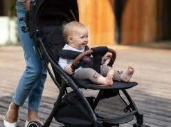 Lionelo Buggy Julie One - Kinderwagen Premium - Automatisch Opvouwen - Wandelwagen Tot 22 Kg - Comfortabele Zitje 22 Lionelo Buggy Julie One - Kinderwagen Premium - Automatisch Opvouwen - Wandelwagen Tot 22 Kg - Comfortabele Zitje -Happy Horse Winkel 1200x896 5