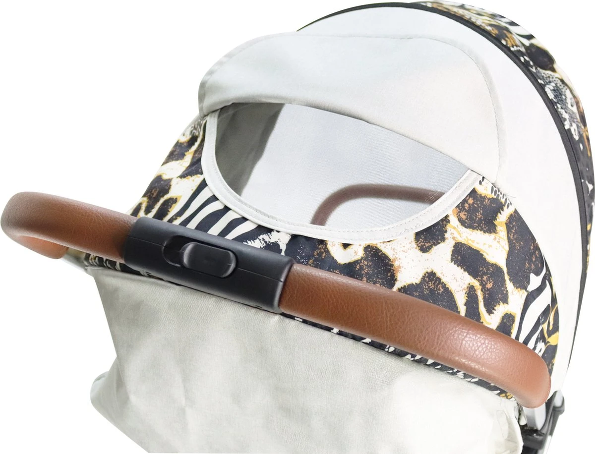 Deryan Luxe Rolo Luxe Lichtgewicht Buggy - Zoo Creme 15 Deryan Luxe Rolo Luxe Lichtgewicht Buggy - Zoo Creme - Afbeelding 13