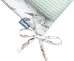 Sensillo Baby Bedbumper - Bedomrander - Anti Stootrand Ledikant - Bed Zijbeschermers - 180x30cm - Wafel Mint Hertjes -Happy Horse Winkel 1200x988 2