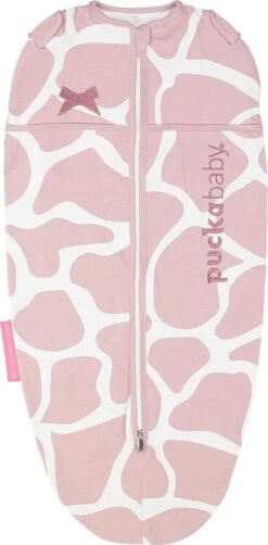 Puckababy Inbakerslaapzak Original Mini 3-6 Maanden - Giraph Candy 20 Puckababy Inbakerslaapzak Original Mini 3-6 Maanden - Giraph Candy -Happy Horse Winkel 590x1200