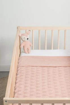 Jollein Baby Deken Wieg 75x100cm River Knit - Pale Pink/Coral Fleece 18 Jollein Baby Deken Wieg 75x100cm River Knit - Pale Pink/Coral Fleece -Happy Horse Winkel 800x1200 101