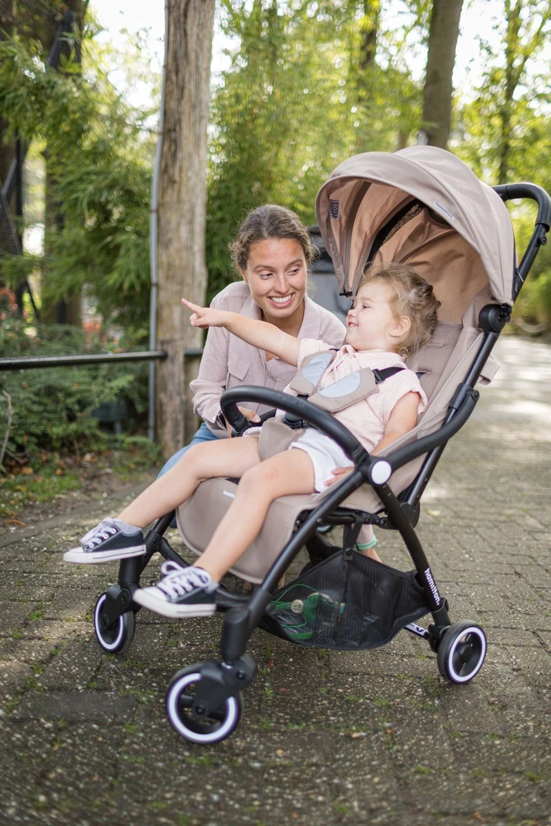 Hamilton By Yoop X1 Plus Buggy – Nieuw, Hoger, Uitgebreider 2023 Model – Premium Stroller Met One Hand Folding Technologie – Kaki – Lichte, Verstelbare En Wendbare Kinderwagen Met Vele Gemakken 16 Hamilton By Yoop X1 Plus Buggy – Nieuw, Hoger, Uitgebreider 2023 Model – Premium Stroller Met One Hand Folding Technologie – Kaki – Lichte, Verstelbare En Wendbare Kinderwagen Met Vele Gemakken - Afbeelding 14