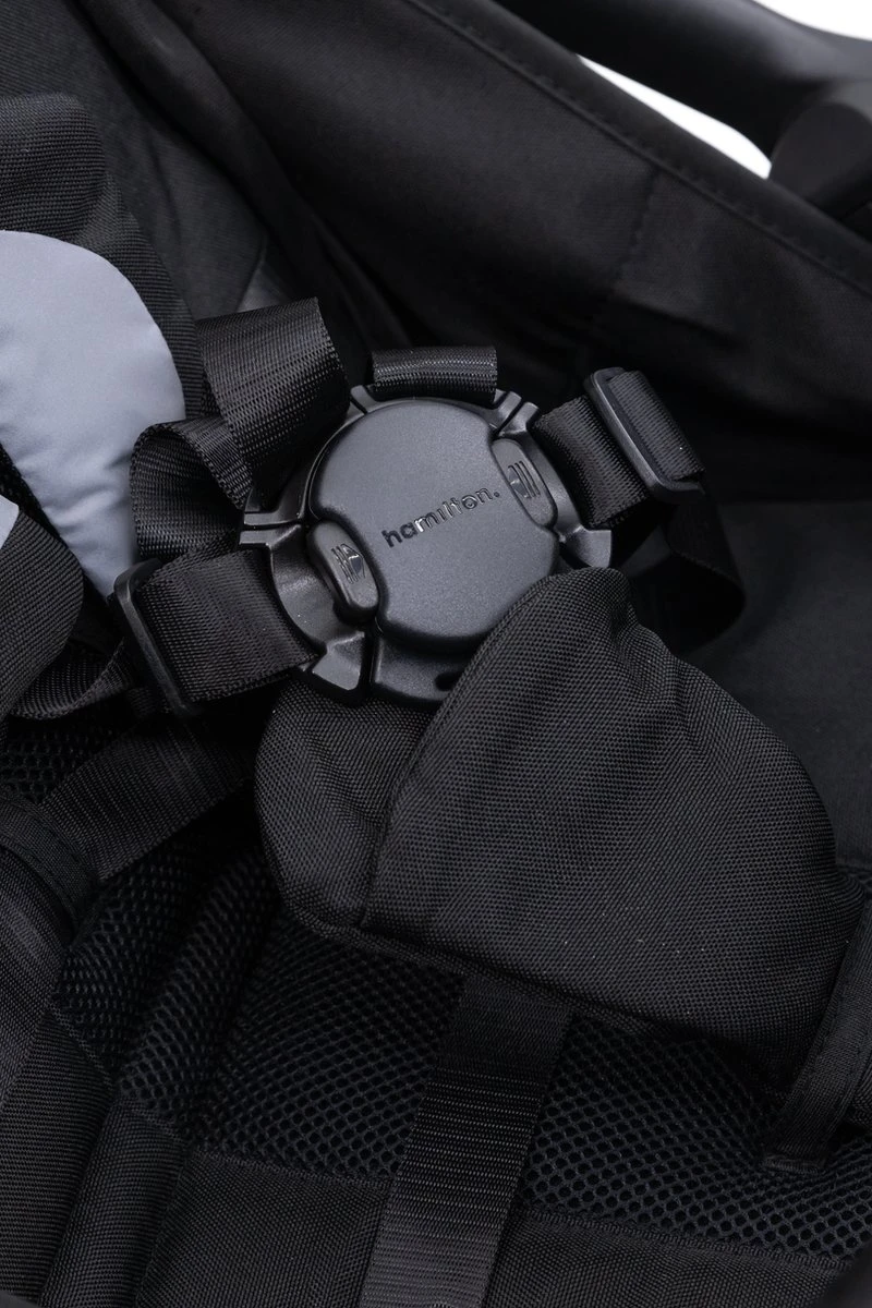 Hamilton By Yoop X1 Plus Kinderwagen - Buggy Met Monteerbare Wieg - Premium Stroller Met One Hand Folding Technologie - Nieuw, Hoger, Uitgebreider 2023 Model - Zwart - Licht, Verstelbaar, Wendbaar En Geschikt Van 0 Maanden Tot 4 Jaar 7 Hamilton By Yoop X1 Plus Kinderwagen - Buggy Met Monteerbare Wieg - Premium Stroller Met One Hand Folding Technologie - Nieuw, Hoger, Uitgebreider 2023 Model - Zwart - Licht, Verstelbaar, Wendbaar En Geschikt Van 0 Maanden Tot 4 Jaar - Afbeelding 5