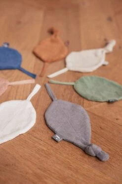 Jollein Speendoekje Badstof Leaf - Ash Green -Happy Horse Winkel 800x1200 205