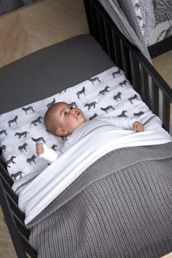 Meyco Herringbone Ledikant Deken - Grijs - 100x150cm -Happy Horse Winkel 800x1200 29