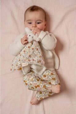 Nijntje X Little Dutch - Vintage Little Flower - Knuffeldoekje -Happy Horse Winkel 801x1200 1