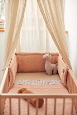 Jollein Bedomrander River Knit 180x35cm - Pale Pink -Happy Horse Winkel 801x1200 22