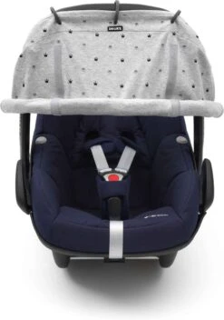 Dooky Universal Cover Zonnescherm Kinderwagen - Light Grey Crowns -Happy Horse Winkel 841x1200