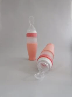 Merkloos Babyfles Met Lepel-baby/kinderbestek-100ml-BPA Vrij + 2 Bijtring/fruitspenen-rose -Happy Horse Winkel 900x1200 4