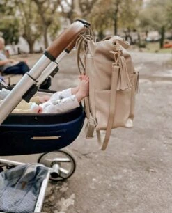 Merkloos Lederen Luiertas Rugzak - Baby Luiertas - Luiertas Verzorgingstas - Buggy Tas - Kindertas - Toilettas Heren - Toilettas Dames - Tas - Baby Verzorgingstas - Baby Bag Rugzak - Handtas - Kinderwagentas - Reistas - Toilettas - Baby - Newborn - Born New -Happy Horse Winkel 968x1200 4