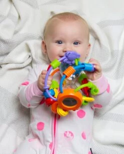 Playgro Speel En Leerbal - Grijp- En Bijtspeelgoed - Klikklak Geluiden - Spiegeltje - Kralen - Cilinder Met Rattelende Ballen 29 Playgro Speel En Leerbal - Grijp- En Bijtspeelgoed - Klikklak Geluiden - Spiegeltje - Kralen - Cilinder Met Rattelende Ballen -Happy Horse Winkel 969x1200 2